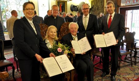 Gruppenfoto mit den Stiftern